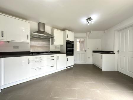 4 bedroom Detached house to let in Luke Jackson Way, Stanton Under Bardon, LE67