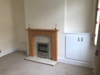 2 bedroom Terraced House to let in Albert Road, Coalville, LE67