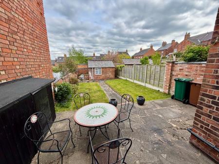 2 bedroom Terraced House to let in Victoria Street, Melbourne, DE73