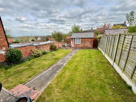 2 bedroom Terraced House to let in Victoria Street, Melbourne, DE73