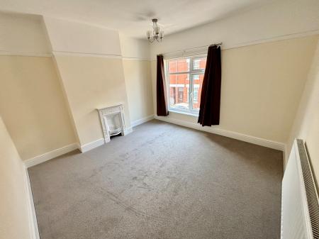 2 bedroom Terraced House to let in Albert Road, Coalville, LE67