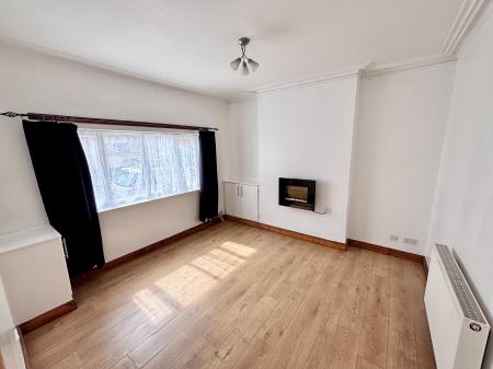 2 bedroom Terraced House to let in James Street, Coalville, LE67