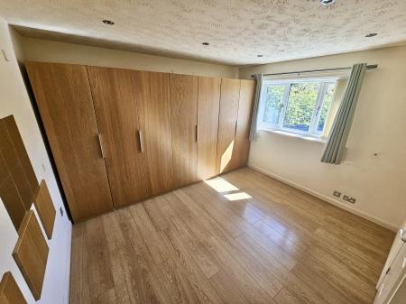 4 bedroom Detached house to let in Chambers Close, Markfield, LE67