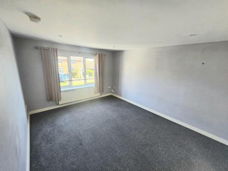 3 bedroom Flat to let in Melbourne Road, Ibstock, LE67