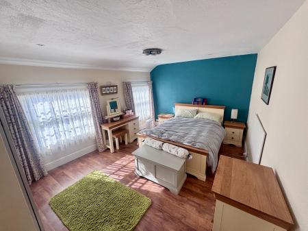 2 bedroom Flat to let in Lower Church Street, Ashby-De-La-Zouch, LE65