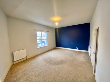 1 bedroom Flat to let in Belvoir Road, Coalville, LE67