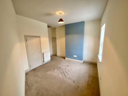1 bedroom Flat to let in Belvoir Road, Coalville, LE67