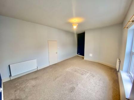 1 bedroom Flat to let in Belvoir Road, Coalville, LE67