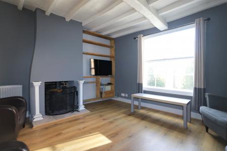 2 bedroom Flat to let in Blanch Croft, Melbourne, DE73