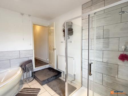 2 bedroom Terraced House to let in Vaughan Street, Coalville, LE67