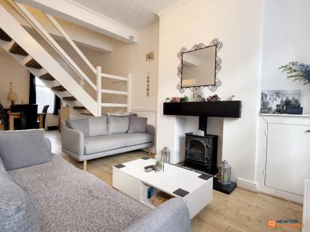 2 bedroom Terraced House to let in Vaughan Street, Coalville, LE67