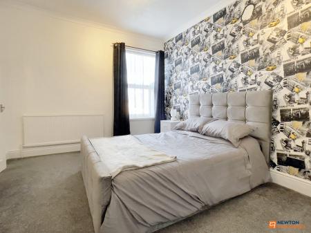 2 bedroom Terraced House to let in Vaughan Street, Coalville, LE67