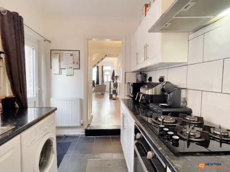 2 bedroom Terraced House to let in Vaughan Street, Coalville, LE67