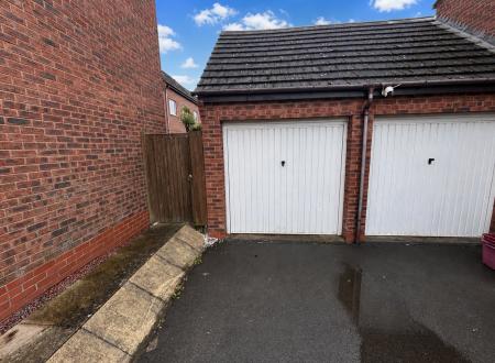 3 bedroom Semi-detached house to let in Boylan Road, Coalville, LE67