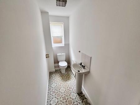 3 bedroom Semi-detached house to let in Boylan Road, Coalville, LE67