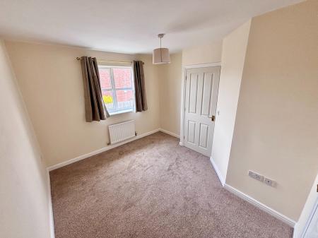 3 bedroom Semi-detached house to let in Boylan Road, Coalville, LE67