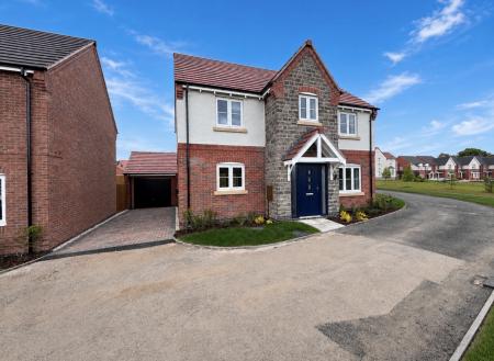 Drovers Close, Hugglescote, LE67