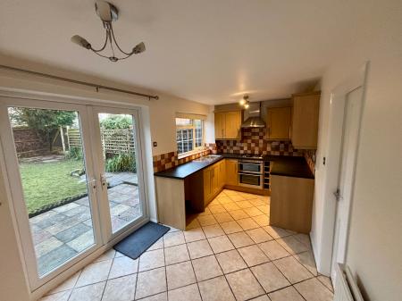 3 bedroom Semi-detached house to let in Canterbury Drive, Ashby-De-La-Zouch, LE65