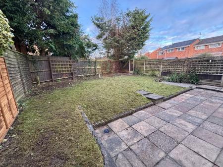 3 bedroom Semi-detached house to let in Canterbury Drive, Ashby-De-La-Zouch, LE65