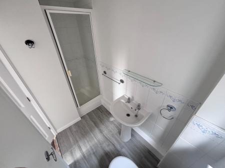 4 bedroom Detached house to let in Francis Way, Ellistown, LE67