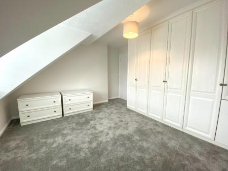 3 bedroom Semi-detached house to let in Lords Close, Coalville, LE67