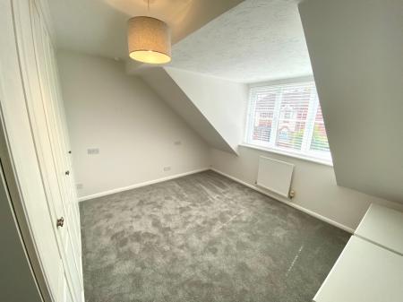 3 bedroom Semi-detached house to let in Lords Close, Coalville, LE67