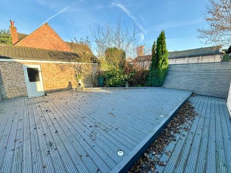 4 bedroom Detached house to let in Nottingham Road, Ashby-De-La-Zouch, LE65