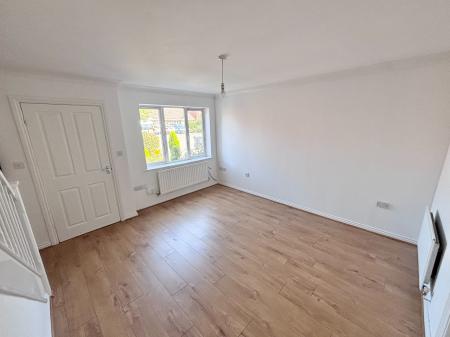 3 bedroom Semi-detached house to let in Harrison Place, Coalville, LE67