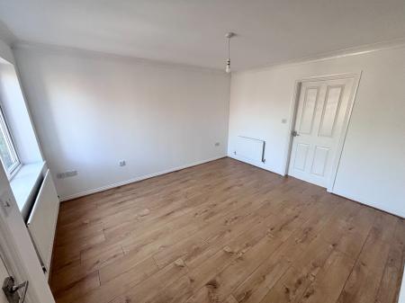 3 bedroom Semi-detached house to let in Harrison Place, Coalville, LE67