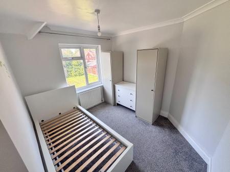 3 bedroom Semi-detached house to let in Holywell Avenue, Ashby-De-La-Zouch, LE65