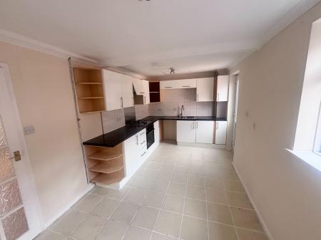 3 bedroom Terraced House to let in Jackson Street, Coalville, LE67