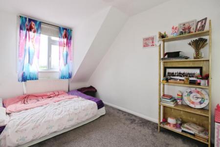 3 bedroom Semi-detached house to let in Shellbrook Close, Ashby-De-La-Zouch, LE65
