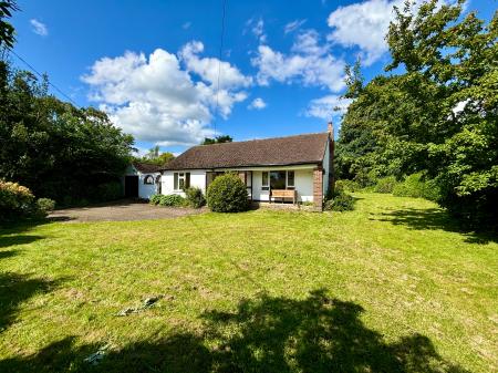 2 bedroom Bungalow to let in Elstead Lane, Blackfordby, DE11
