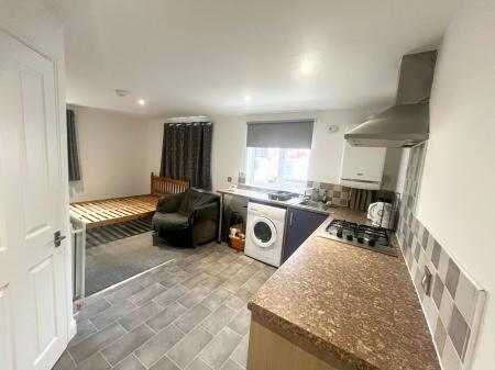 1 bedroom Flat to let in Silver Street, Whitwick, LE67
