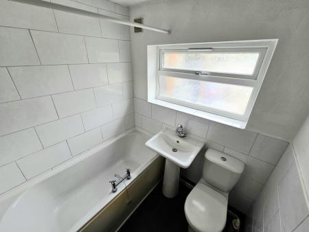3 bedroom Terraced House to let in Billa Barra Lane, Markfield, LE67