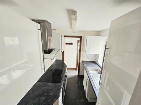 3 bedroom Terraced House to let in Billa Barra Lane, Markfield, LE67