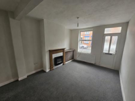 2 bedroom Terraced House to let in Midland Road, Ellistown, LE67