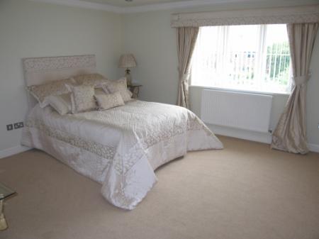 4 bedroom Detached house to let in Broomleys Road, Coalville, LE67