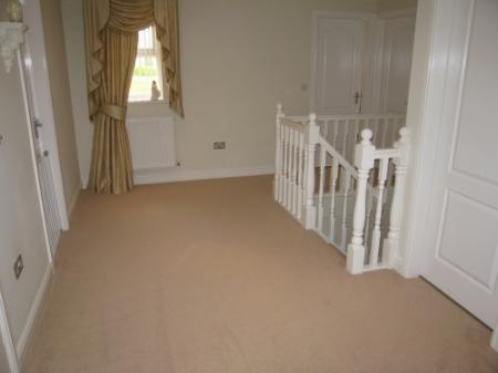 4 bedroom Detached house to let in Broomleys Road, Coalville, LE67