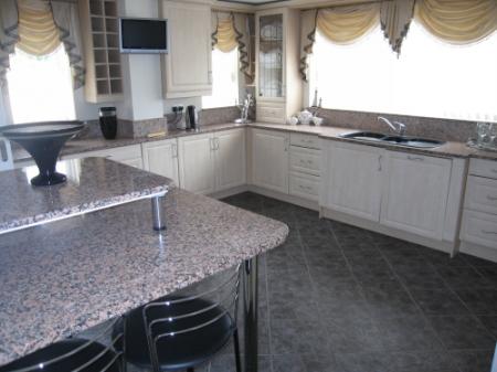 4 bedroom Detached house to let in Broomleys Road, Coalville, LE67