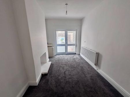 3 bedroom End of terrace house to let in Oxford Street, Coalville, LE67