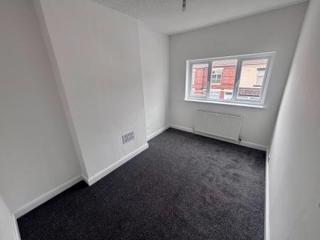 3 bedroom End of terrace house to let in Oxford Street, Coalville, LE67