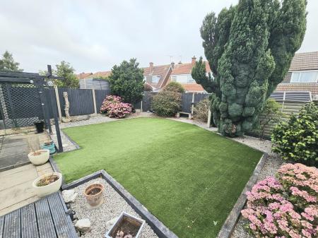 4 bedroom Detached house to let in The Limes, Ravenstone, LE67