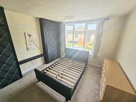 3 bedroom Semi-detached house to let in Owen Street, Coalville, LE67