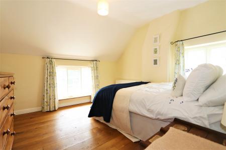 3 bedroom End of terrace house to let in Main Street, King's Newton, DE73