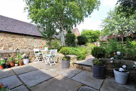 3 bedroom End of terrace house to let in Main Street, King's Newton, DE73