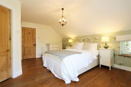 3 bedroom End of terrace house to let in Main Street, King's Newton, DE73