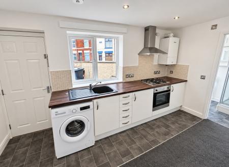 1 bedroom Flat to let in Gutteridge Street, Coalville, LE67