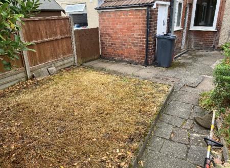 2 bedroom Terraced House to let in Highfield Street, Coalville, LE67