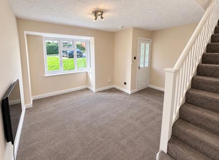 2 bedroom Semi-detached house to let in Orchard Way, Measham, DE12
